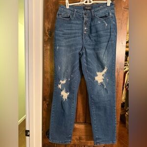 Judy Blue Classic Boyfriend 5 Button Distressed Blue Jeans